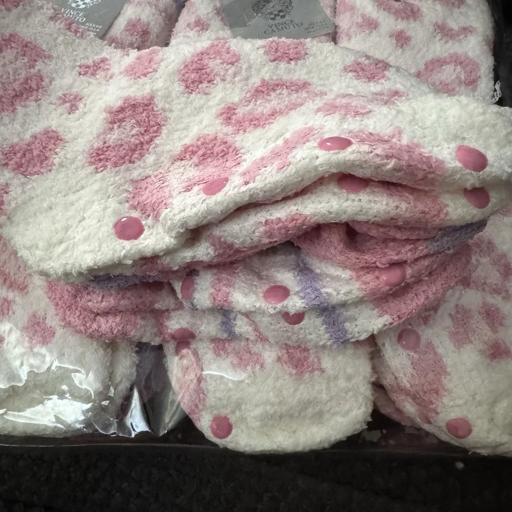 NWT 45‎ Pairs Fuzzy Slipper Socks Vince Camuto Multi Packs Gift Stocking Stuffer